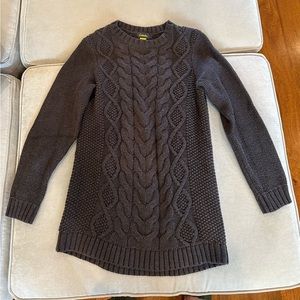 Cabela’s cable knit sweater charcoal gray size medium